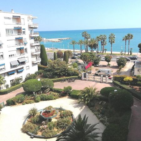 Les Galets Bleus Apartment Cagnes-sur-Mer Bagian luar foto