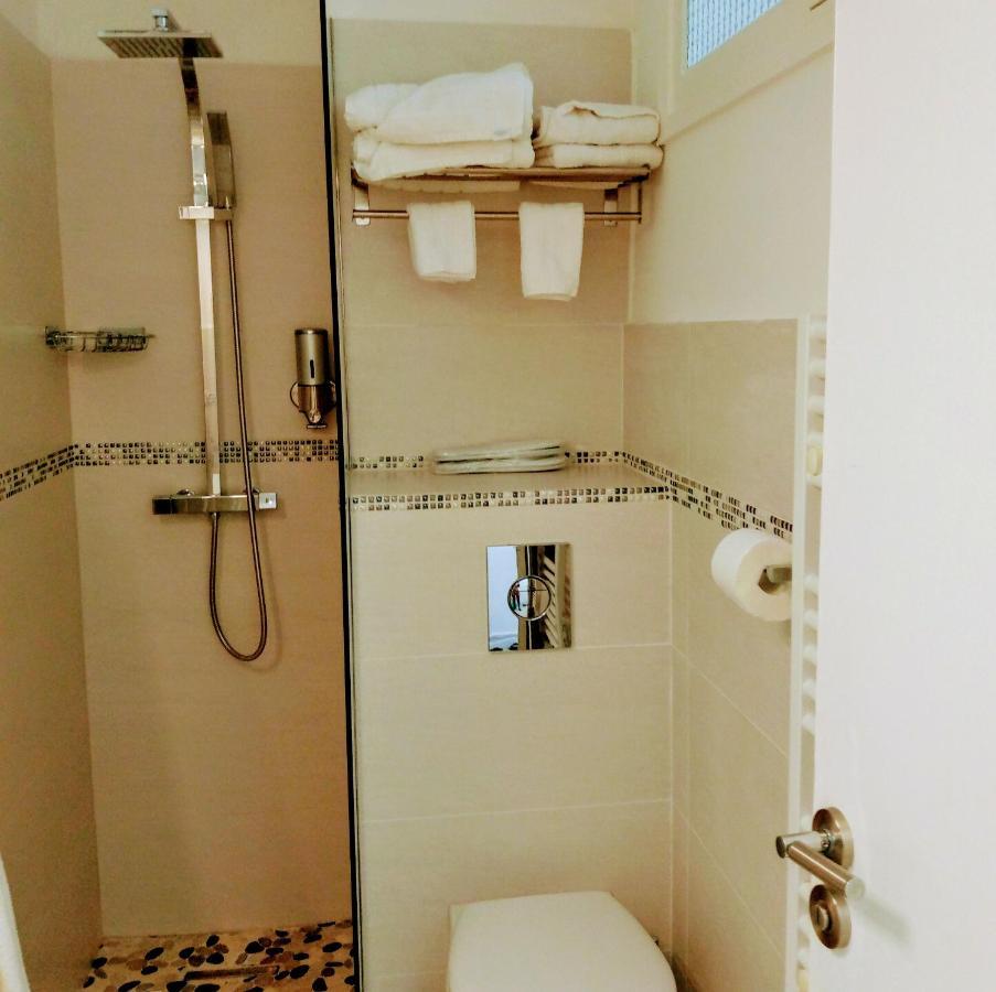 Les Galets Bleus Apartment Cagnes-sur-Mer Bagian luar foto